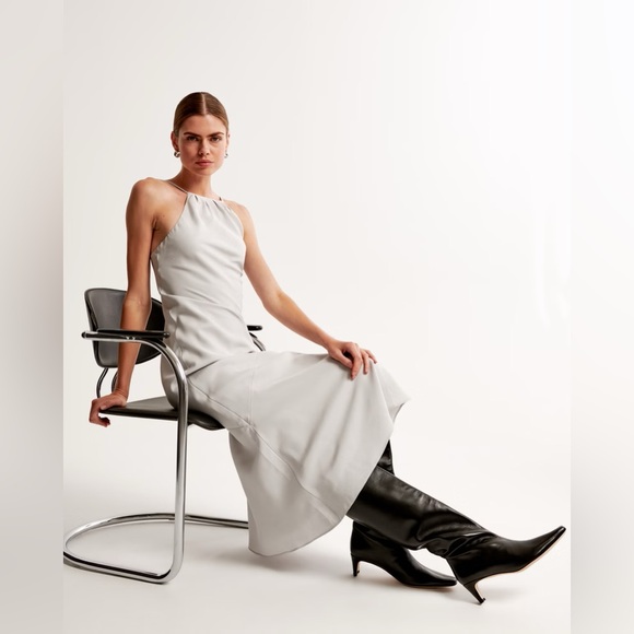 abercrombie and fitch High-Neck Maxi Dress small petite in light grey - Picture 4 of 8